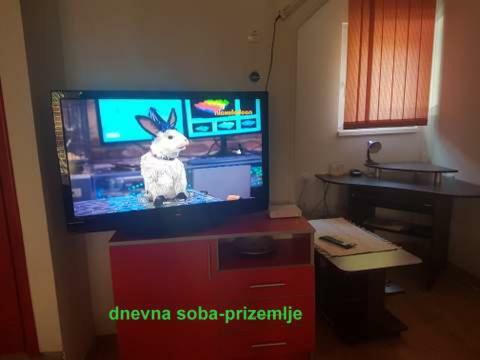 Bano?tor - Ku?a-vikendica Na Dunavu
