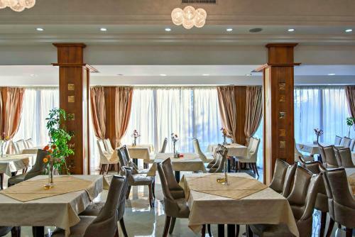 Hotel Iris