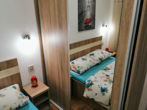 Apartment Mihajlovi?