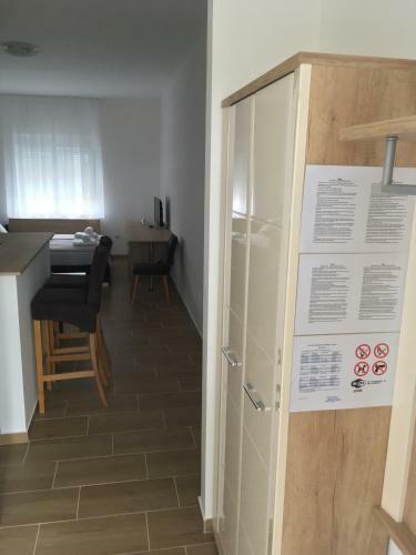 10 Apartments