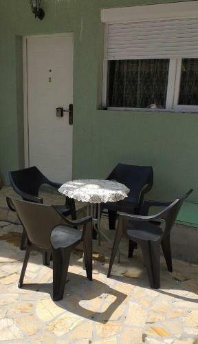 Apartments Milovanovic