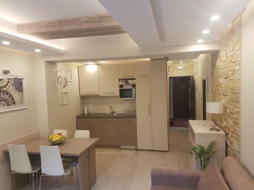 Lux Apartman B1 Milmari