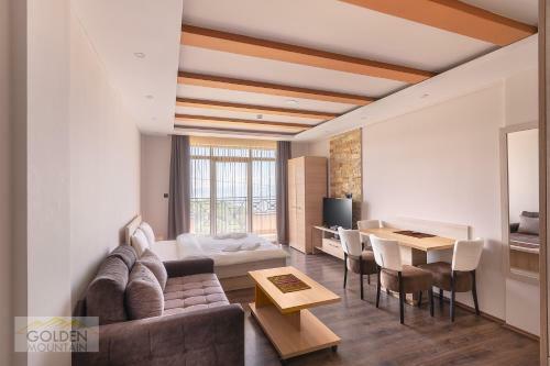 Apartments Gold Lux