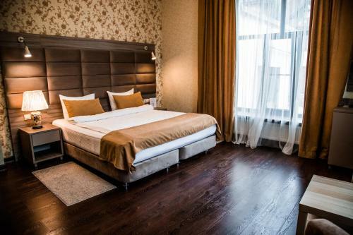 Hostal Sky Hotel