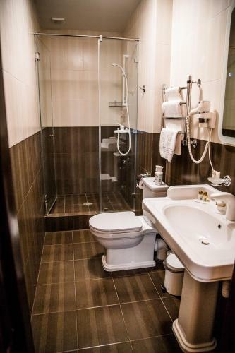Hostal Sky Hotel