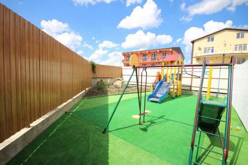 Hostal Guest House Sovinion