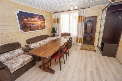 Monastyrskaya Izba