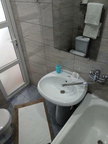 Hostal Guest House Chinar