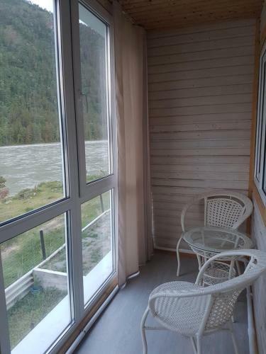 Hostal Guest House Utes Katuni