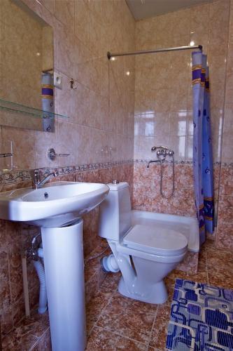 Hotel Pansionat Edem Building ?2