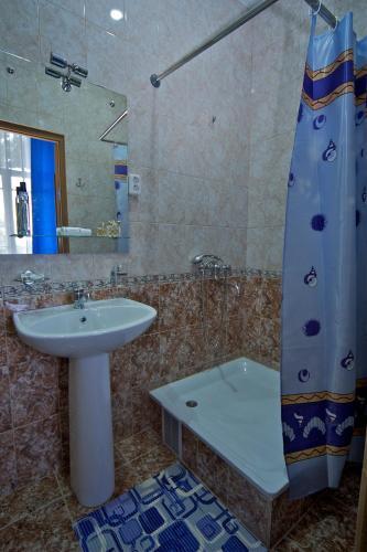 Hotel Pansionat Edem Building ?2