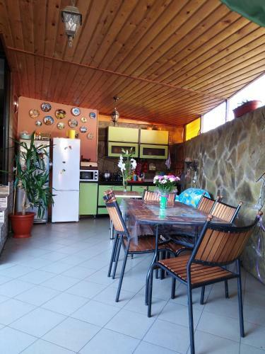 Hostal Guest House Letniy