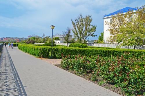 Hostal Guest House Tri Sestri