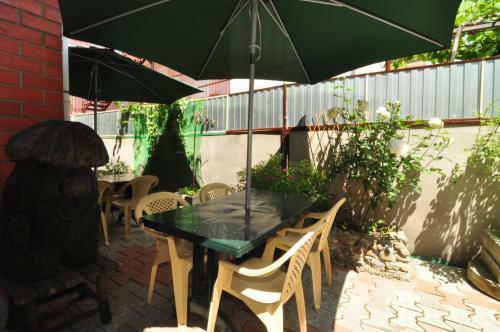 Hostal Guest House Kristiel