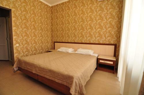 Hostal Guest House Kristiel