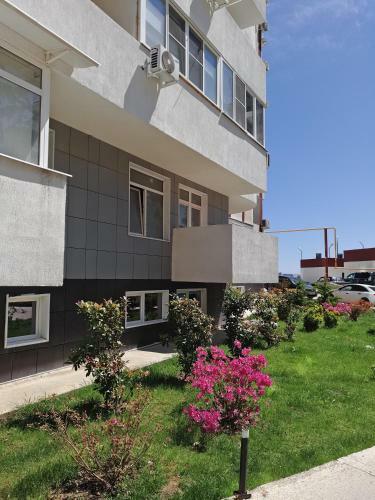 U Morya Apartments