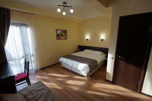 Hostal Dzhankhot Guest House