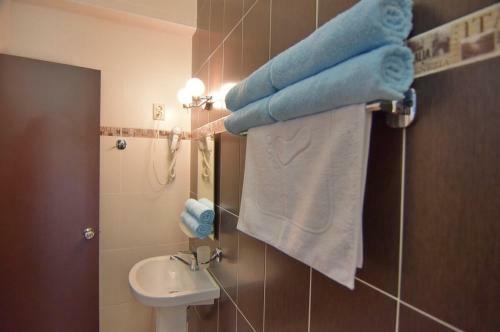 Hostal Dzhankhot Guest House