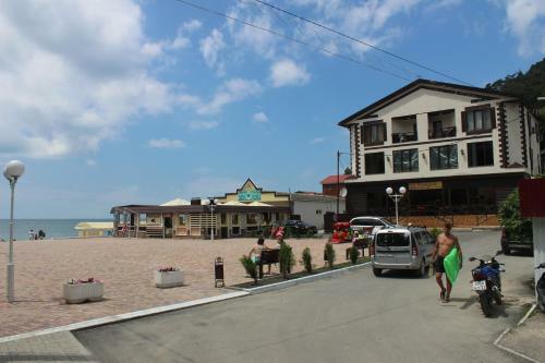 Hostal Dzhankhot Guest House