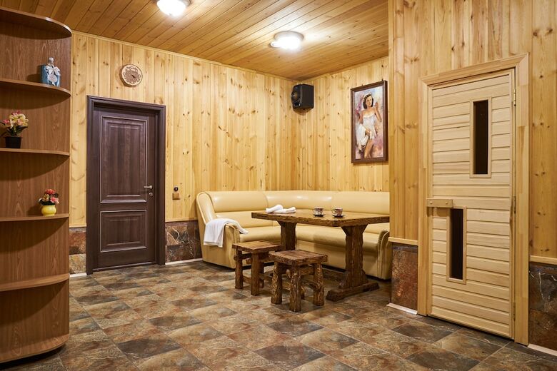 Hotel Extra