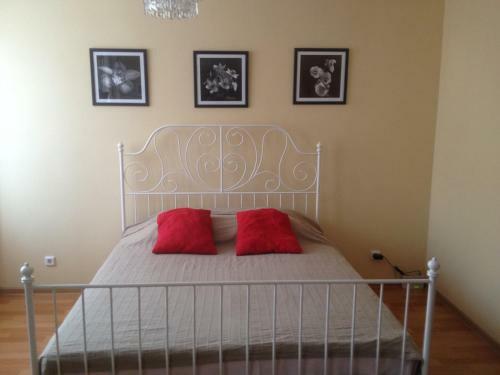 Apartment Pr-t Shakhtyorov 92