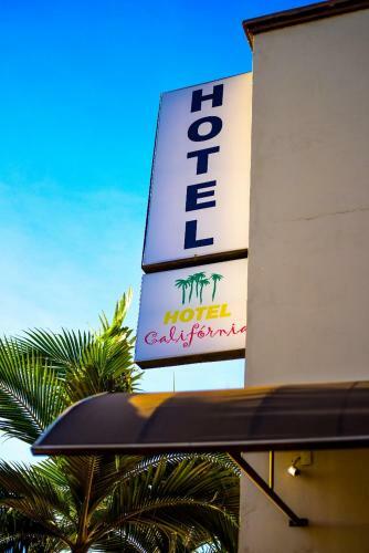 Hotel Calif�rnia