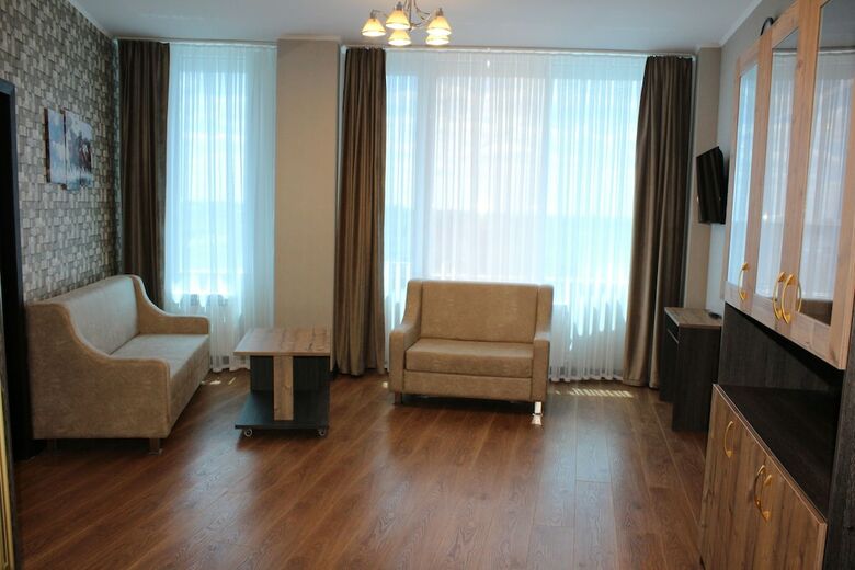Hotel Cosmos