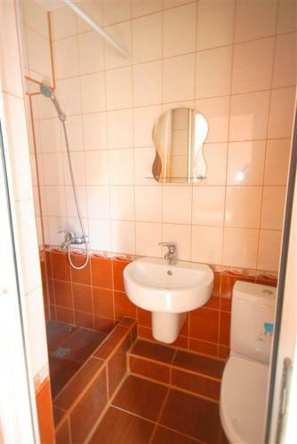 Hostal Guest House On Shevchenko 246a