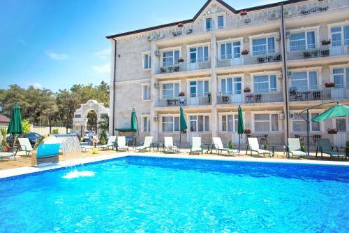 Hotel Avdallini Golden Bay