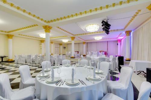 Vnukovo Village Hotel