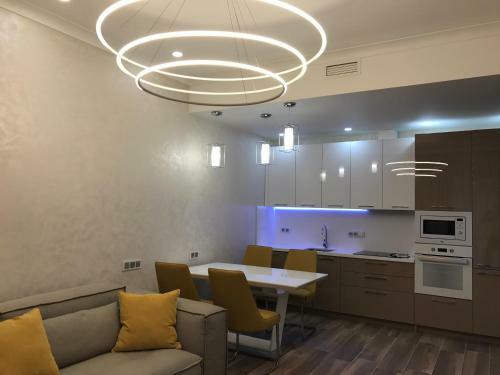Apartments Ideal House