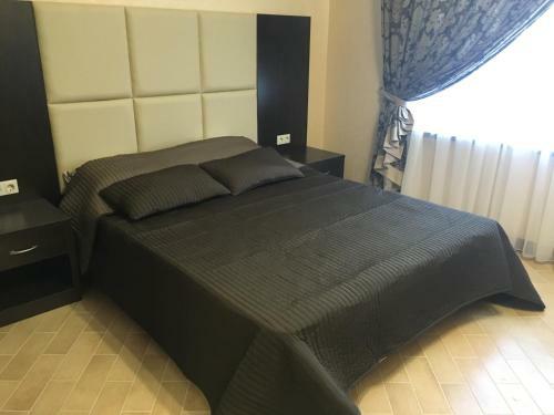Hostal Elena Guest House