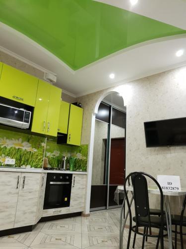 Apartment On Krymskaya Street