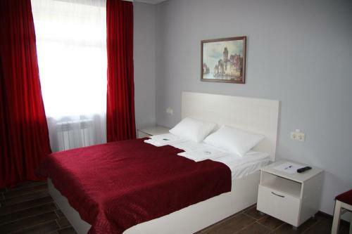 Posada Europark Inn