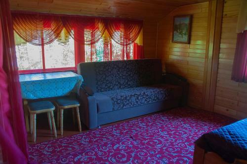 Usadba Safronovykh