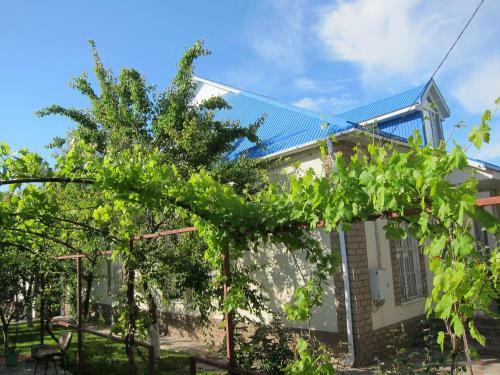 Hostal Guest House On Gagarina 135