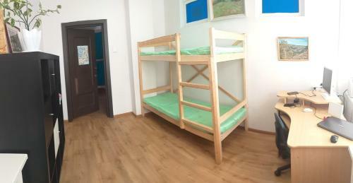 Albergue Main Room M&r