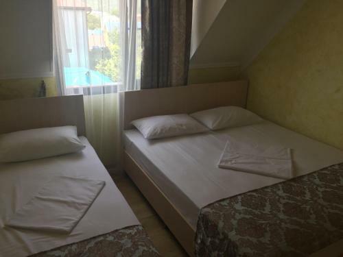 Hostal Guest House 2 Pertsa