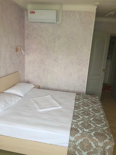 Hostal Guest House 2 Pertsa