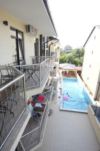 Hostal Akropol'