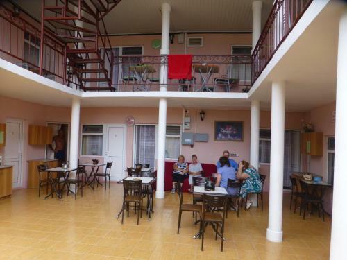 Hostal Guest House Tikhaya Gavan