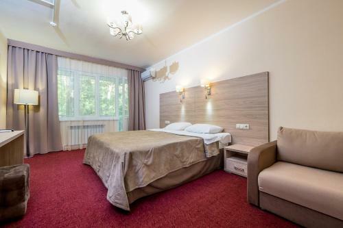 Azimut Hotel Prometey Nebug