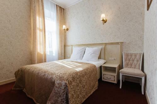 Golden Plaza Hotel