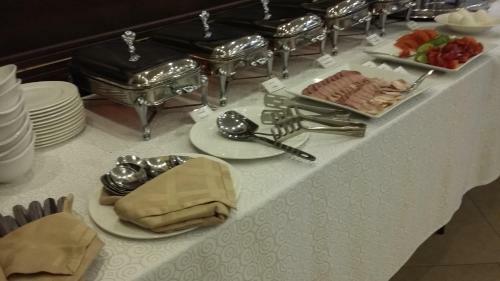 Golden Plaza Hotel
