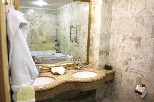Kartmazovo House Hotel