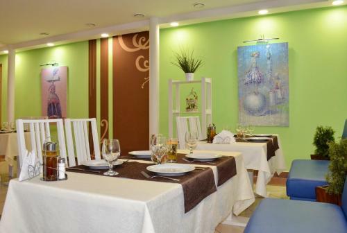 Hotel County Club Volkov