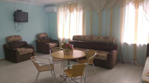 Hostal Maria Amore Inn
