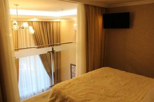 Tesoro Hotel
