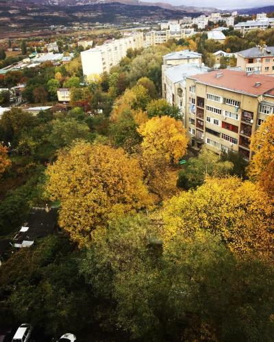 Apartment On Leningradskaya 81