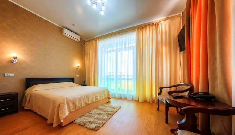 Lime Hotel
